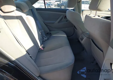 2011 Toyota Camry Le z USA, uszkodzony, nr VIN 4T1BF3EK7BU746441